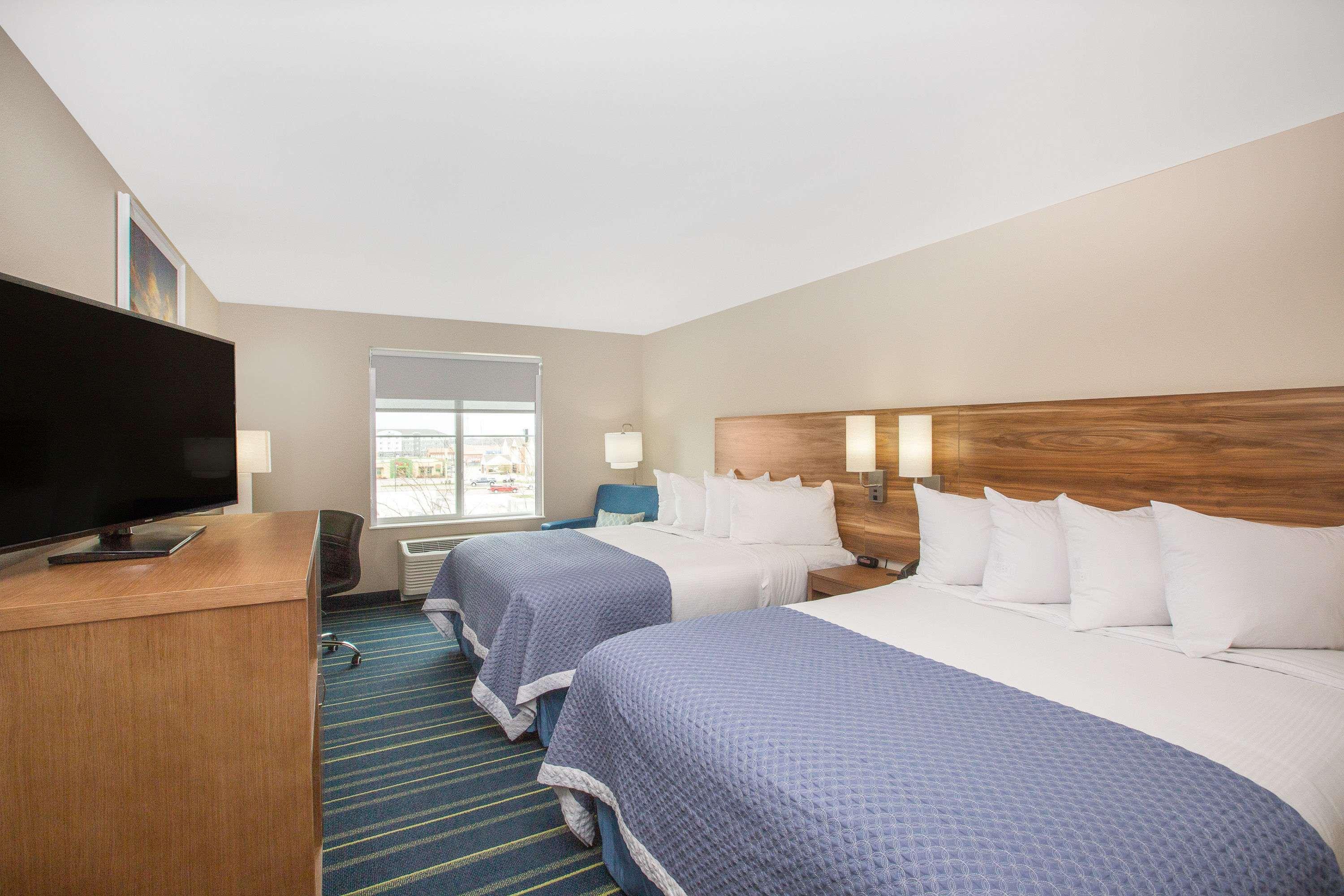 Days Inn & Suites By Wyndham Kearney Ne Extérieur photo