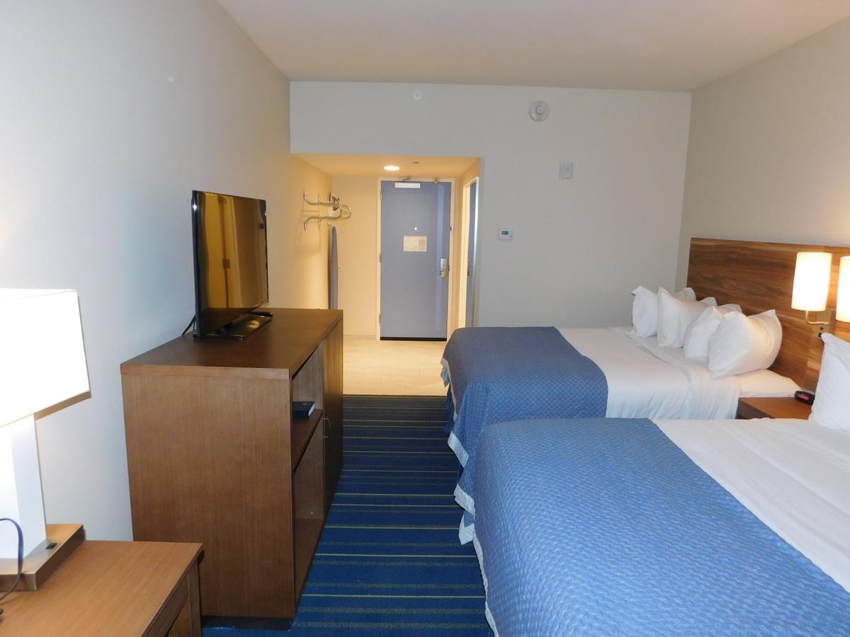 Days Inn & Suites By Wyndham Kearney Ne Extérieur photo