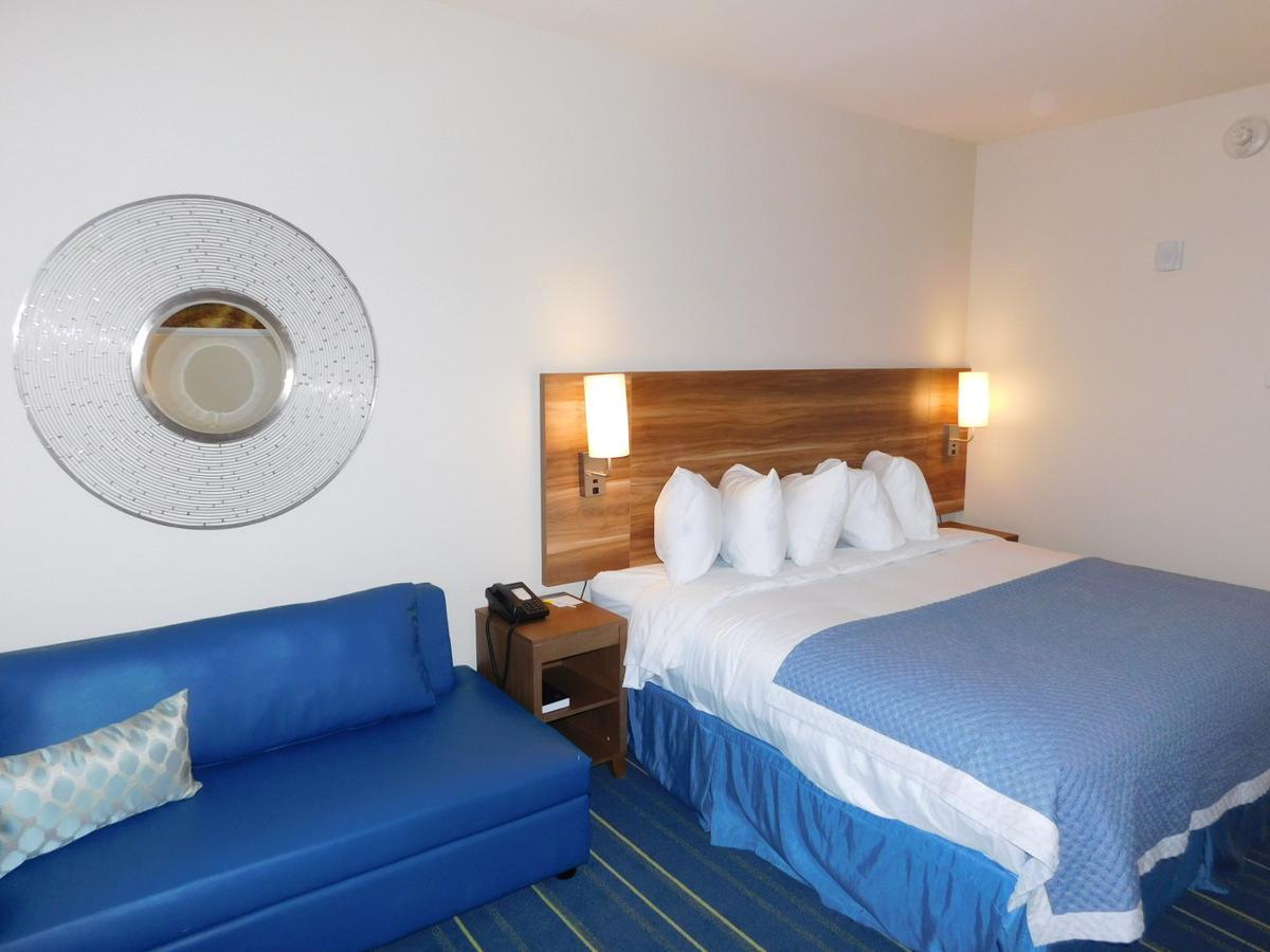 Days Inn & Suites By Wyndham Kearney Ne Extérieur photo