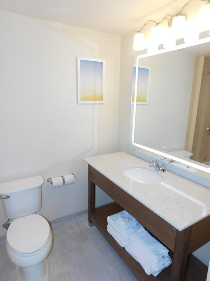 Days Inn & Suites By Wyndham Kearney Ne Extérieur photo